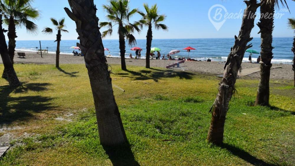 Apartamento 60 M2 En La Playa Torre de Benagalbon Exteriör bild