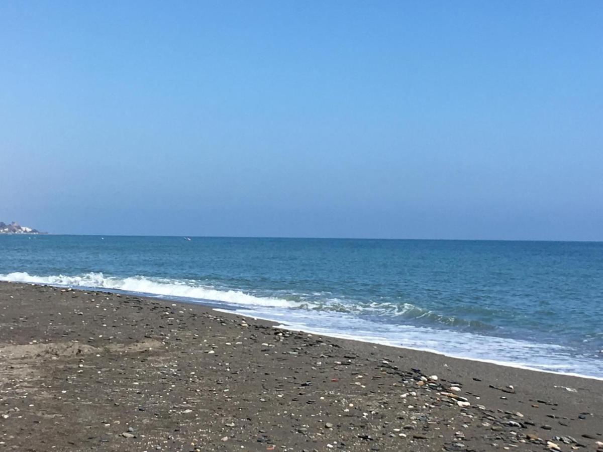 Apartamento 60 M2 En La Playa Torre de Benagalbon Exteriör bild
