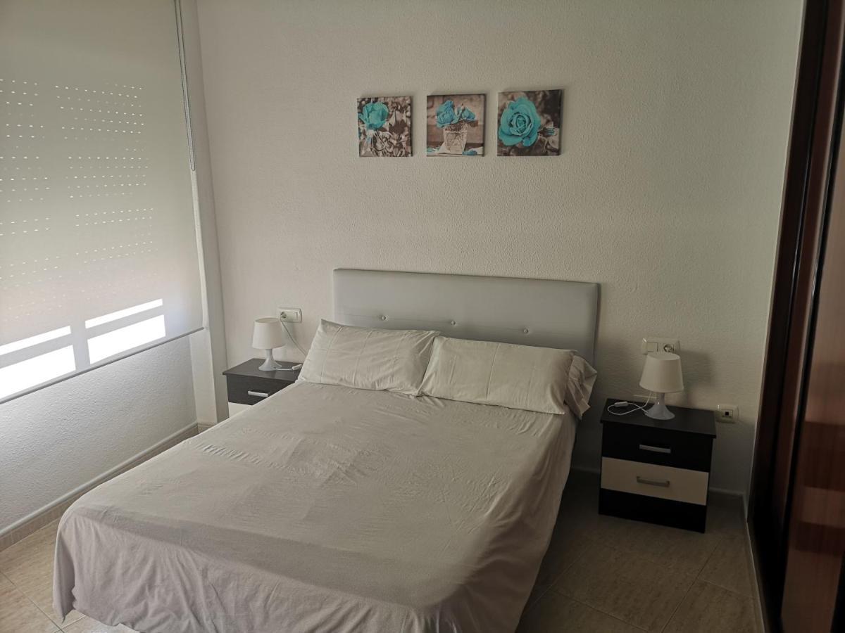 Apartamento 60 M2 En La Playa Torre de Benagalbon Exteriör bild