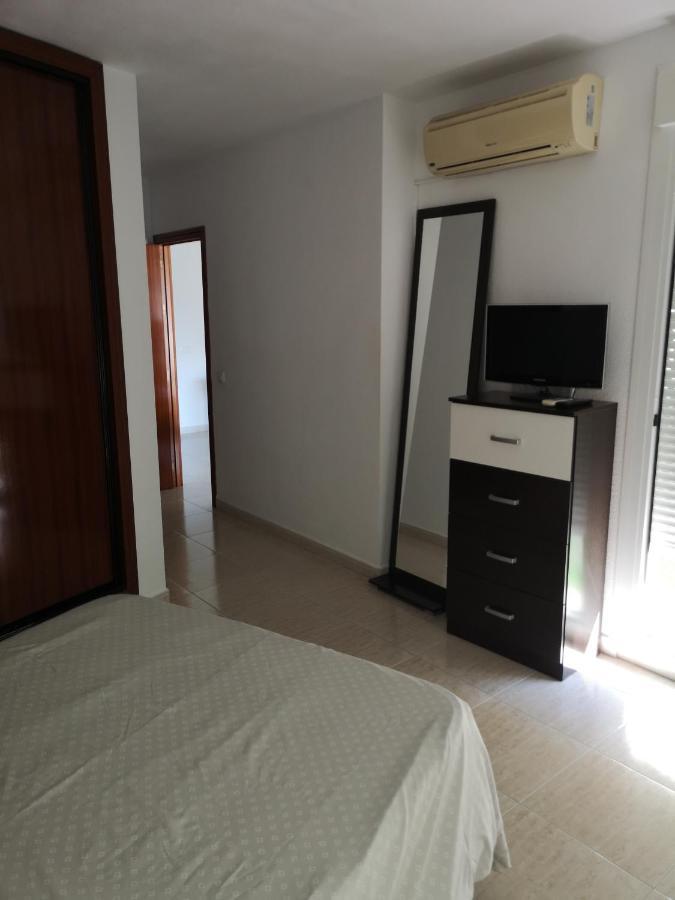 Apartamento 60 M2 En La Playa Torre de Benagalbon Exteriör bild